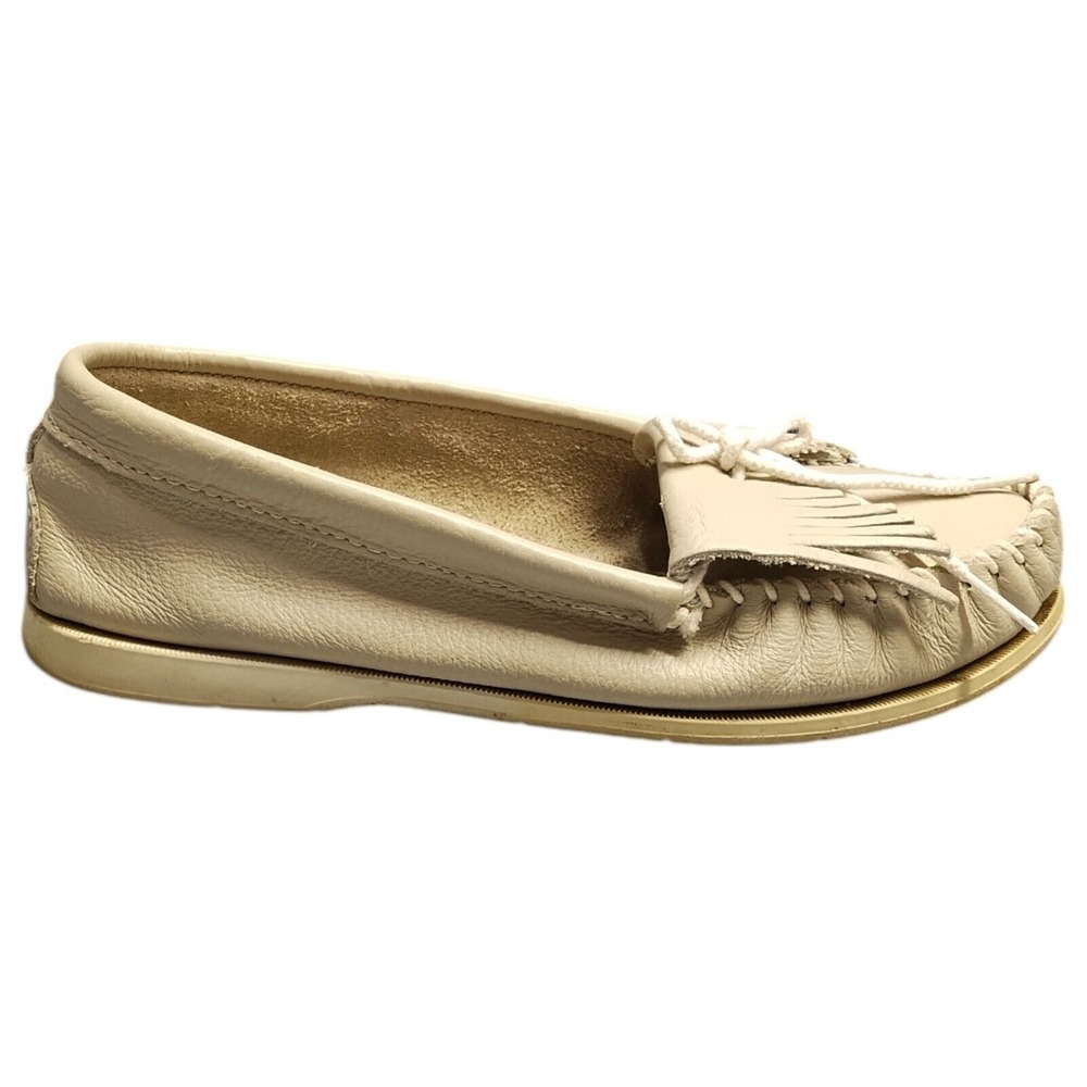 Vintage Minnetonka Moccasins Flats Womens Size 8.5 Tan Tassel Slip On Round Toe